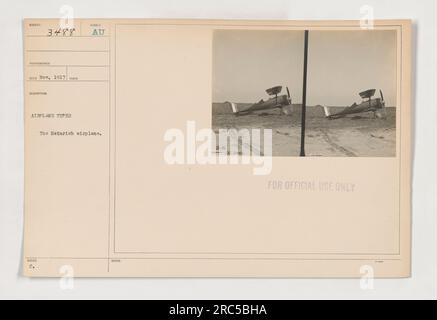 L'image montre l'avion Heinrich, en particulier le modèle Hores 5-16. La photographie a été prise par le photographe 3488 en novembre 1917 et fait partie d'une collection représentant différents types d'avions utilisés pendant la première Guerre mondiale La légende est étiquetée « SUBIECT PHOTOGRAPHER 3488 RECO » et l'information est notée « POUR USAGE OFFICIEL UNIQUEMENT ». Banque D'Images