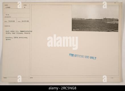 21st Grand Division Transportation corps, stationné au Camp Pullman, France pendant la première Guerre mondiale. La photographie montre une latrine utilisée par le 336e Artillerie à Aytre. L'image a été prise le 15 octobre 1918 et est classée pour usage officiel seulement. Banque D'Images