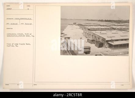 Une vue aérienne de la base d'approvisionnement de l'armée de terre à Norfolk, va. Cette photographie a été prise le 21 juillet 1919 par le sergent Newberg du 368e régiment d'infanterie. Il fait partie d'une série historique documentant les activités au port d'embarquement à Newport News, va.' Banque D'Images