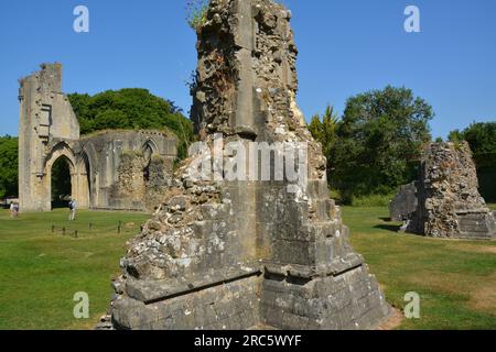 Abbaye de Glastonbury, Glastonbury, Somerset, Angleterre. 13 juin 2023. Banque D'Images