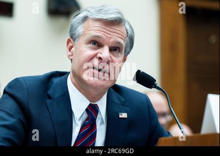 Washington, États-Unis. 12 juillet 2023. Christopher Wray, directeur du Federal Bureau of Investigation (FBI), s'exprimant lors d'une audience du Comité judiciaire de la Chambre au Capitole des États-Unis. Crédit : SOPA Images Limited/Alamy Live News Banque D'Images