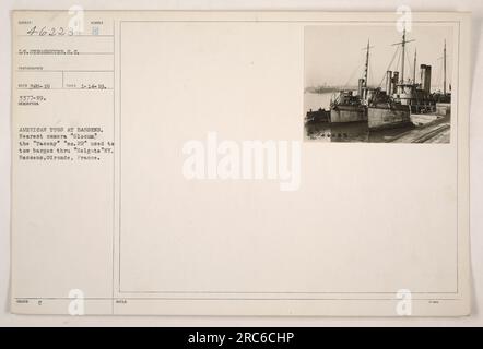 Remorqueurs américains, y compris 'Slocum', 'Taceny', et 'no 22', vue à Bassens en Gironde, France. Ces remorqueurs ont été utilisés pour remorquer des barges à travers Helgate à New York. Le lieutenant Strohmeyer a pris cette photo le 14 janvier 1919. Cette image est tirée des photographies des activités militaires américaines pendant la première Guerre mondiale. Banque D'Images