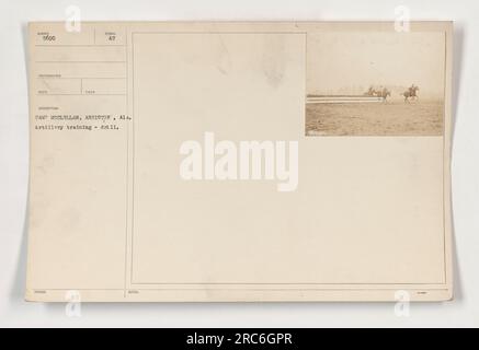 Soldats au camp McClellan à Anniston, Alabama, participant à des exercices d'entraînement d'artillerie. La photographie est numérotée 5600 et a été prise pendant la première Guerre mondiale. Banque D'Images