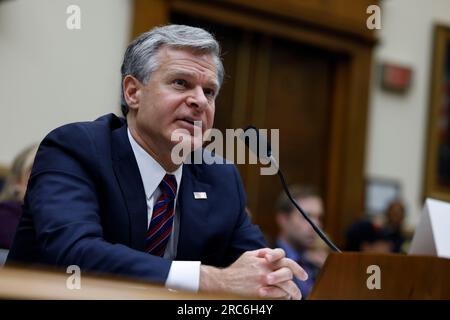 Washington, États-Unis. 12 juillet 2023. ÉTATS-UNIS Le directeur du FBI Christopher Wray témoigne lors d'une audience devant le Comité judiciaire de la Chambre des représentants du Federal Bureau of Investigation à Washington, DC, aux États-Unis, le 12 juillet 2023. Crédit : Ting Shen/Xinhua/Alamy Live News Banque D'Images