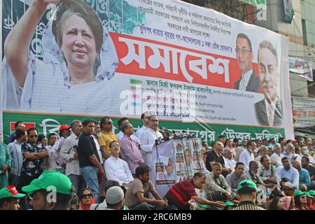 Dhaka, Bangladesh. 12 juillet 2023. Le Parti nationaliste du Bangladesh se rassemble devant le bureau central de Naya Paltan et annonce sa demande unique ''''' démission du gouvernement de la Ligue Awami et tenue des prochaines élections générales sous un gouvernement neutre. Pour faire pression sur leur demande, le parti organisera des marches dans tous les quartiers généraux de la ville et du district les 18 et 19 juillet. (Image de crédit : © Tahsin Ahmed/Pacific Press via ZUMA Press Wire) USAGE ÉDITORIAL SEULEMENT! Non destiné à UN USAGE commercial ! Banque D'Images