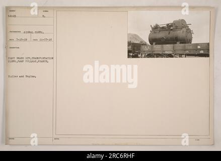 Une photographie en noir et blanc représentant une chaudière et un moteur au Camp Pullman en France pendant la première Guerre mondiale L'équipement est marqué du numéro 58123, et la photo a été prise le 27 novembre 1918. L'image est associée à la 21e Grande Div Transportation corps. Le personnel militaire AMÉRICAIN est présent en arrière-plan. La photographie a été prise par le corps Sichal. Banque D'Images