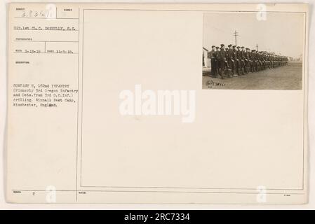 Soldats de la compagnie B, 162nd Infantry (anciennement 3rd Oregon Infantry et détachements du 3rd D.C. Infanterie), vu ici forer au camp de repos de Winnall à Winchester, en Angleterre. Le sergent C. Donnelly, S.C., a capturé cette image le 5 novembre 1918. (Source : photographies des activités militaires américaines pendant la première Guerre mondiale) Banque D'Images