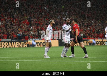 Curitiba, Parana, Brésil. 12 juillet 2023. CURITIBA (PR), 07/12/2023 - FOOTBALL/COPA DO BRASIL 2023/ATHLETICO PR/FLAMENGO - Match entre Athletico PR et Flamengo, deuxième étape des quarts de finale de la Copa do Brasil 2023, à la Ligga Arena ce mercredi 12 juillet 2023 (Credit image: © Edson de Souza/TheNEWS2 via ZUMA Press Wire) À USAGE ÉDITORIAL SEULEMENT! Non destiné à UN USAGE commercial ! Banque D'Images