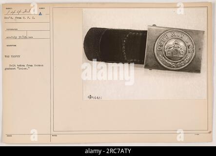 Ceinture de trophées de guerre prise de la canonnière allemande Geier pendant la première Guerre mondiale Cette ceinture fait partie d'une collection reçue le 30 juillet 1918 par C.P.I. photographe. La ceinture est marquée du numéro 18 POURSUIVI et est un artefact important de la guerre. » Banque D'Images