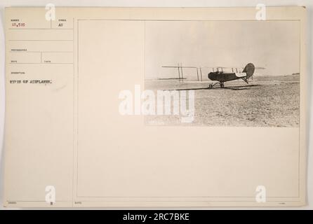 Photographie montrant différents types d'avions utilisés pendant la première Guerre mondiale. Images capturées par le photographe RECO. La photographie porte le numéro d'identification 111-SC-18519 et porte le numéro 18,519. Il fait partie d'une série documentant les activités militaires américaines pendant la guerre. Banque D'Images