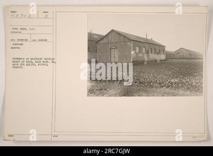 Vue extérieure de la morgue de l'hôpital base 68, situé à Mars sur Allier, Nièvre, France. La photographie a été prise le 2 janvier 1919 par le soldat Eddy, S.C., et a été publiée avec les notes le mentionnant comme numéro 45902. Banque D'Images