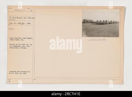 Le général Frederick S. Strong effectue un examen de la 40e division au camp Kearny à Linda Vista, en Californie, le 21 février 1918. La photo, prise par B. Carl Wallen, provient de la collection de l'International film Service. Il a été censuré et publié par W.C.D. le même jour. Cette image porte la mention « usage officiel uniquement ». Banque D'Images