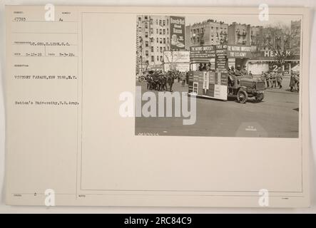 DÉFILÉ DE LA VICTOIRE, NEW YORK, NEW YORK - Une photographie prise le 7 mai 1919, lors de la Victory Parade à New York. La parade présentait les États-Unis Army et des personnages notables tels que US Grant, Sam Pershing et J. West point. L'image reflète le patriotisme et la fierté de la nation pendant la période de l'après-première Guerre mondiale. Banque D'Images