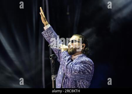 Rome, Italie. 12 juillet 2023. Maluma, de son vrai nom Juan Luis Londono Arias, se produit lors du concert du Festival Fiesta le 12 juillet 2023 sur scène de Rock in Roma à Ippodromo delle Capannelle à Rome, Italie crédit : Agence photo indépendante/Alamy Live News Banque D'Images