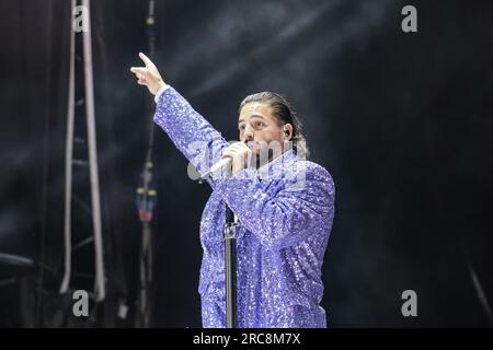 Rome, Italie. 12 juillet 2023. Maluma, de son vrai nom Juan Luis Londono Arias, se produit lors du concert du Festival Fiesta le 12 juillet 2023 sur scène de Rock in Roma à Ippodromo delle Capannelle à Rome, Italie crédit : Agence photo indépendante/Alamy Live News Banque D'Images