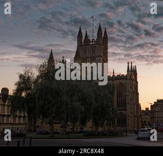 Ciel de coucher de soleil de maquereau au-dessus de Banque D'Images