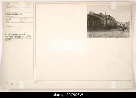 Le major-général William H. May au quartier général sanitaire de la 28e division à St. Menehould, Meuse, France le 24 décembre 1918. Photographie prise par J. S. Campbell. (111-SC-44340) Banque D'Images