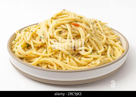 Aglio e olio sur fond blanc Banque D'Images