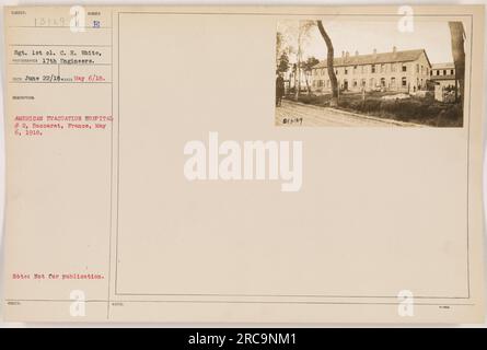 Sergent 1st Class C.H. White a photographié l'hôpital d'évacuation américain #2 à Baccarat, en France, le 6 mai 1918. L'image, qui ne peut pas être publiée, montre l'hôpital pendant son fonctionnement. L'hôpital a joué un rôle crucial dans la fourniture de soins médicaux et l'évacuation des soldats blessés pendant la première Guerre mondiale. Banque D'Images