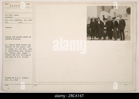 Géo. Lt. Lyon a capturé une photographie le 16 novembre 1918, montrant M. Edward Nash Hurley et son entourage partant en mission à l'étranger. De gauche à droite : M. et Mme John T. McCutcheon, Mme Hurley, M. Hurley, Mme James C. O'Neil, R.W. Bolling. DROITE Bailey peut être vu en arrière-plan. Banque D'Images