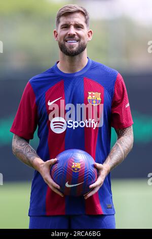 Barcelone, Espagne. 13 juillet 2023. Nouvelle signature Inigo Martinez lors de son dévoilement en tant que nouveau joueur du FC Barcelone à Ciutat Esportiva Joan Gamper à Barcelone, Espagne. Crédit : DAX Images/Alamy Live News Banque D'Images