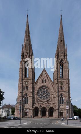 Strasbourg, France - 05 20 2023 : vue de la façade de St. Église réformée de Paul Banque D'Images