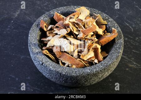 Zeste de mandarine (citri reticulatae Pericarpium) Banque D'Images