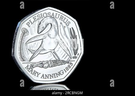 2021 Plesiosaurus de l'ensemble de 3 dinosaures 50 pence série Banque D'Images