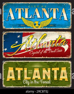 Assiettes et autocollants de voyage de la ville d'Atlanta, signes d'étain américains des États-Unis, étiquettes de bagage vectoriel. Plaques grunge des États-Unis d'Amérique avec drapeau de la ville d'Atlanta, emblème et monuments ou symboles et slogan de l'État Illustration de Vecteur