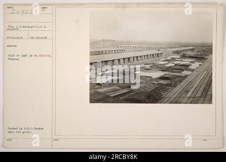 'Camp à St. Sulpice, France pendant la première Guerre mondiale. Cette photographie a été prise par Pvt. L.H. McLaughlin du S.C. représente le camp militaire. La date de la photographie est indiquée comme 10-4-18, avec la description divulguant qu'elle a été approuvée par le censeur de l'A.E.F. ». Banque D'Images