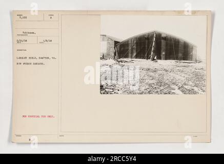 Nouveaux hangars français à Langley Field, Hampton, Virginie. Cette photographie, prise par Robinson le 21 février 1918, montre les hangars récemment construits. L'image porte le symbole A et est marquée pour un usage officiel seulement. Aucune information supplémentaire n'a été fournie.» Banque D'Images