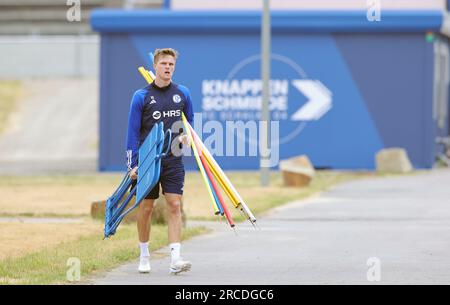 Firo : 06/29/2023, football, football, 2e championnat, 2e Bundesliga, Saison 2023/2024, FC Schalke 04, entraînement, Marius BULTER, départ après entraînement individuel Banque D'Images