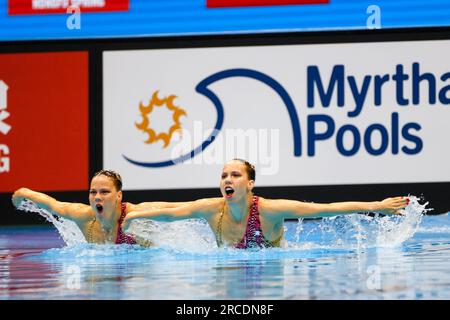 Fukuoka, Japon. 14 juillet 2023. Bregje de Brouwer et Noortje de Brouwer des pays-Bas concourent en duo féminin technique - préliminaire le jour 1 des Championnats du monde aquatiques de Fukuoka 2023 à la Marine Messe Fukuoka Hall A le 14 juillet 2023 à Fukuoka, Japon (photo de Nikola Krstic/BSR Agency) crédit: Agence BSR/Alamy Live News Banque D'Images