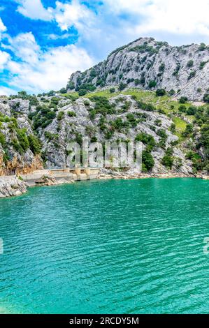 Beau lac de montagne Panta de Gorg Blau, Mallorca, Espagne Banque D'Images