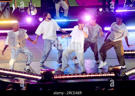 New York, États-Unis. 14 juillet 2023. Jung Kook de BTS joue dans l'émission Good Morning America au Rumsey Field Central Park à New York, NY le 14 juillet 2023. (Photo par Efren Landaos/Sipa USA) crédit : SIPA USA/Alamy Live News Banque D'Images