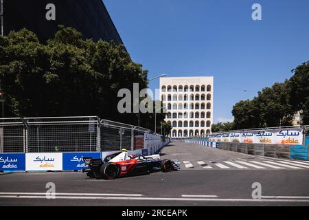 13 YE Yifei (chn), TAG HAUER Porsche Formula E Team, Porsche 99X Electric, action lors de l'ePrix Hankook Rome 2023, 10e réunion du Championnat du monde ABB FIA Formula E 2022-23, sur le circuit Cittadino dell'EUR du 14 au 16 juillet 2023 à Rome, Italie - photo Germain Hazard/DPPI crédit: DPPI Media/Alamy Live News Banque D'Images