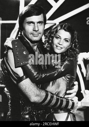 Gil Gerard, Markie Post, Buck Rogers au 25e siècle, vers (1979). Crédit photo : NBC Banque D'Images