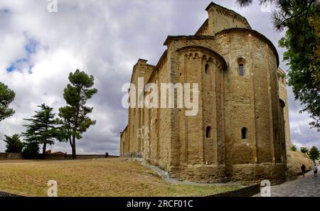 la facciata absidale della cattedrale di San Leo Banque D'Images