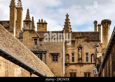 Une photo montrant l'architecture à Bath Banque D'Images