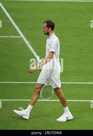 14 juillet 2023 ; All England Lawn tennis and Croquet Club, Londres, Angleterre : tournoi de tennis de Wimbledon ; Daniil Medvedev (RUS) Banque D'Images