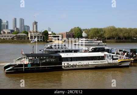 Bateau Uber par Thames Clippers Greenwich Pier Londres Banque D'Images