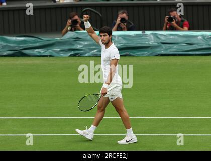 14 juillet 2023 ; All England Lawn tennis and Croquet Club, Londres, Angleterre : tournoi de tennis de Wimbledon ; Carlos Alcaraz (ESP) Banque D'Images