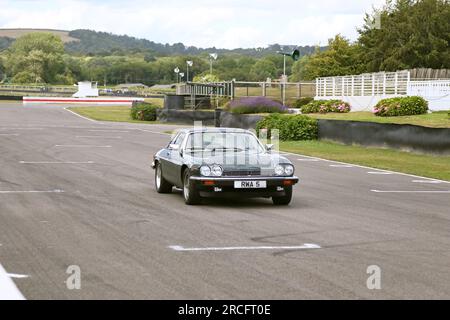 Jaguar XJS 3,6 coupé (1988), Mike Hawthorn Track Day, Goodwood, Sussex, Angleterre, Grande-Bretagne, Royaume-Uni, Europe Banque D'Images