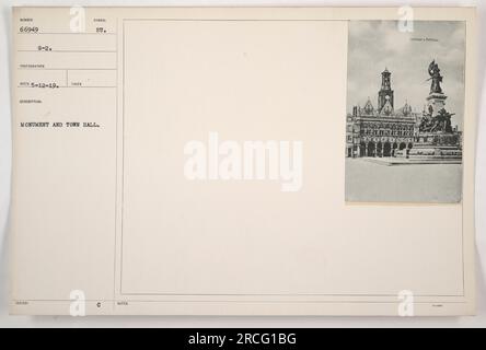 Photographie en noir et blanc d'un monument et d'un hôtel de ville, numérotés 66949 G-2, prise le 12 mai 1919. Le photographe est reconnu comme Reco. La description au dos de la photo indique « symbole 188UED eu ». L'image représente un monument et un hôtel de ville, avec des notes supplémentaires mentionnant Deklaus. Banque D'Images