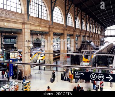 Gare du Nord intérieur, Paris, France Banque D'Images