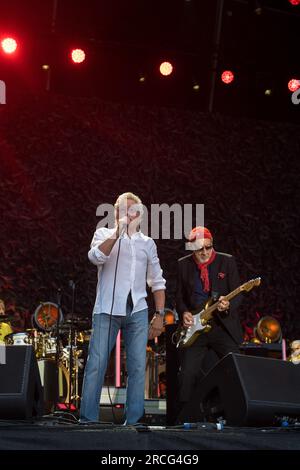 Derby, Royaume-Uni, le 14 juillet 2023, le groupe de rock The Who, Roger Daltrey et Pete Townsend se produisant lors de leur tournée The Who hits back, UK Credit : Paul Smith / Alamy Live News Banque D'Images