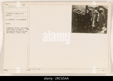 Le président Wilson inspecte la garde navale d'honneur avant de partir pour la France. Dover, Angleterre. Photo prise le 31 décembre 1918. Note : photo numéro 38057 prise par Donnelly & Kelly. De plus, la photographie numéro 38467 contient des informations connexes. Veuillez consulter les détails dans les notes. Banque D'Images