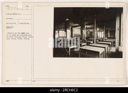 Intérieur du nouveau mess pour les soldats de l'imprimerie du Pont à Clichy près de Paris, Seine, France. Photographie prise le 27 janvier 1918 par le sergent G. Eyden, S.C. (Signal corps). Banque D'Images