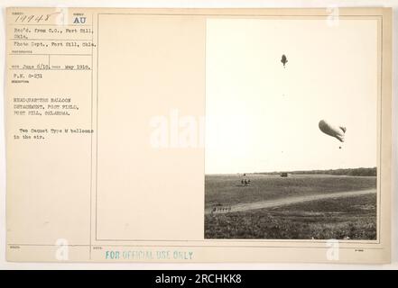 Sur cette photographie, prise en mai 1918 à Post Field, fort Sill, Oklahoma, nous voyons deux ballons Caquot Type M dans les airs. C'est une image du détachement de ballons du quartier général, capturant les activités militaires américaines pendant la première Guerre mondiale Cette image est classifiée pour un usage officiel seulement. Banque D'Images