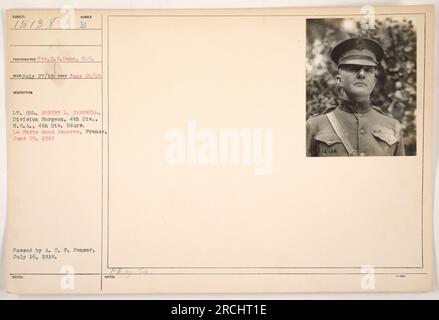 Le lieutenant-colonel Robert L. Carswell, chirurgien de division de la 4e division, États-Unis, est photographié au quartier général de la 4e division à la forte sous Jouarre, en France. Prise le 29 juin 1918, cette image a été transmise par l'A.E.F. Censurer le 16 juillet 1918. Banque D'Images